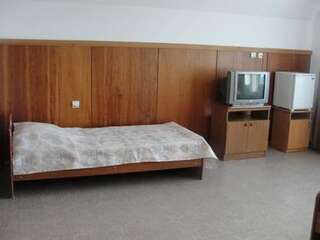 Гостиница Guest House Khristophor Адлер Трехместный номер с видом на море-3