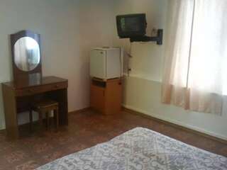 Гостиница Guest House Khristophor Адлер Дом с 2 спальнями-2