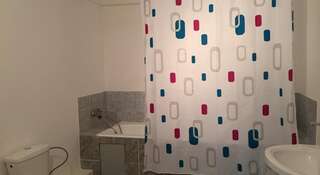 Гостиница Guest House Khristophor Адлер Четырехместный номер эконом-класса с общей ванной комнатой-2